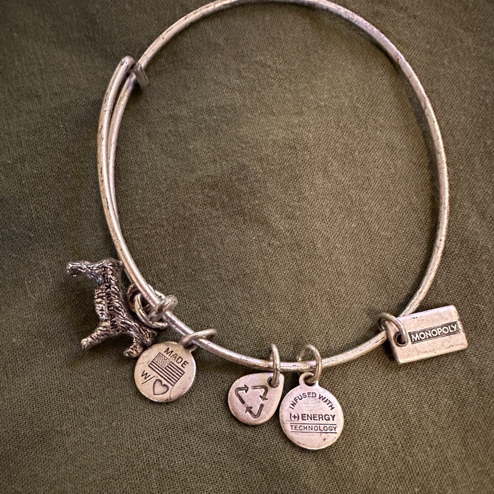 925 bracelet with charms